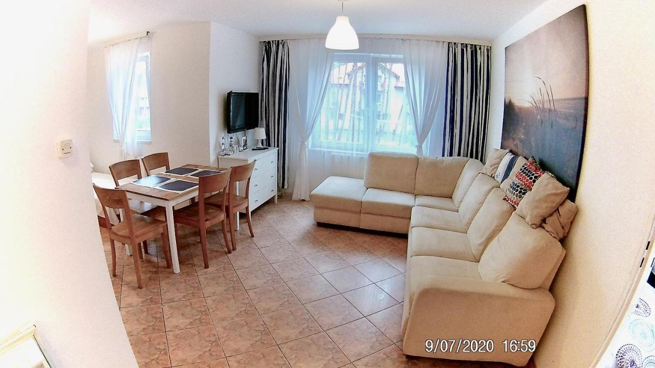 Czarny Bursztyn Apartment Dziwnowek Bagian luar foto